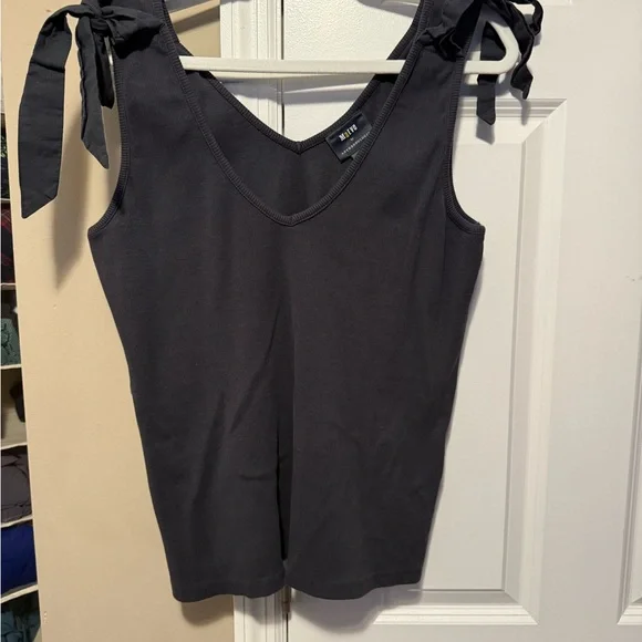Maeve black v neck bow shoulder tank - Picture 1 of 2